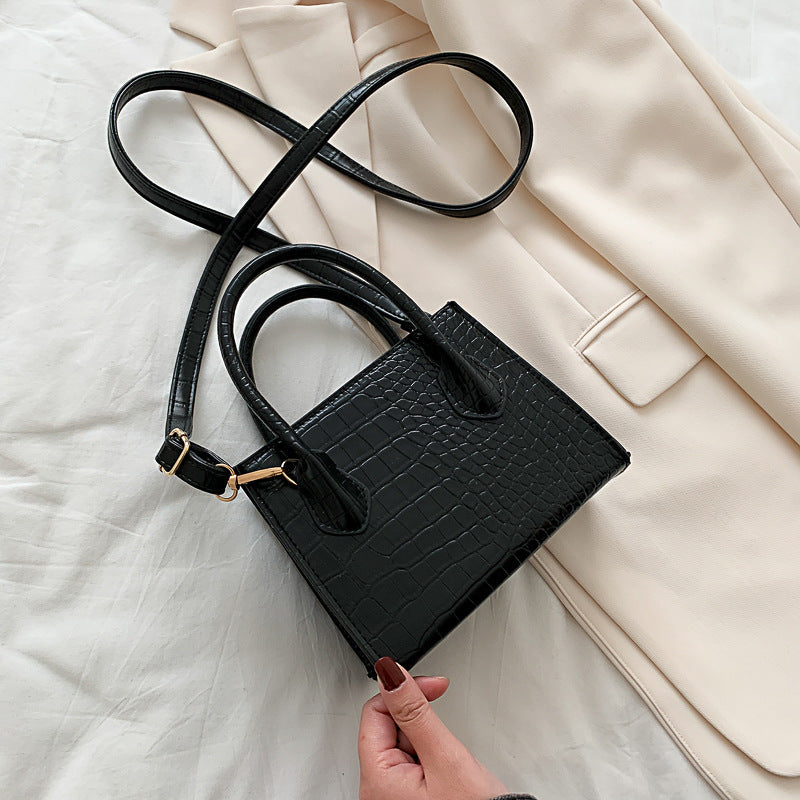 Summer Crossbody Bag - Stylish Versatile Handbag for Women