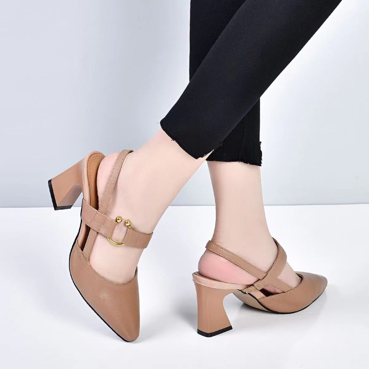Summer Women's Chunky Heeled Sandals - Fashion Footwear