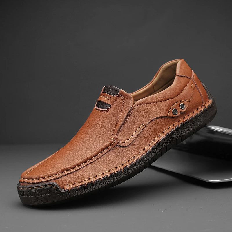 Prestige Walk: Leather shoes for men.