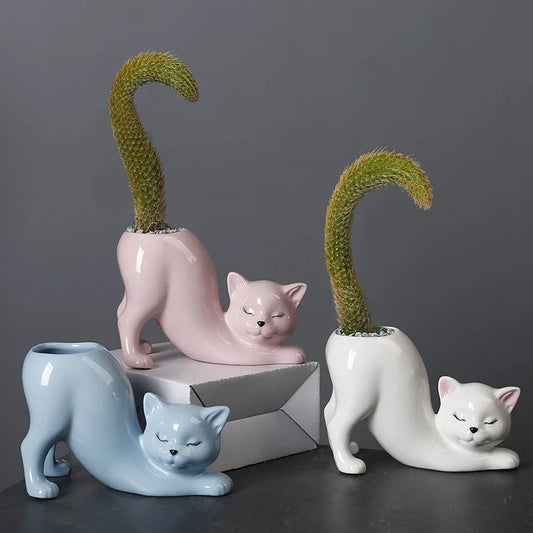 Kitty Charm Vase.